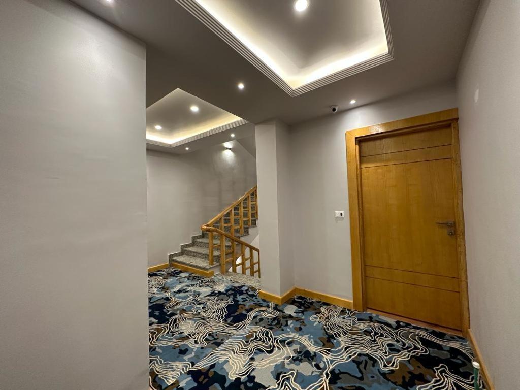 מלון לה Maple House Ladakh מראה חיצוני תמונה