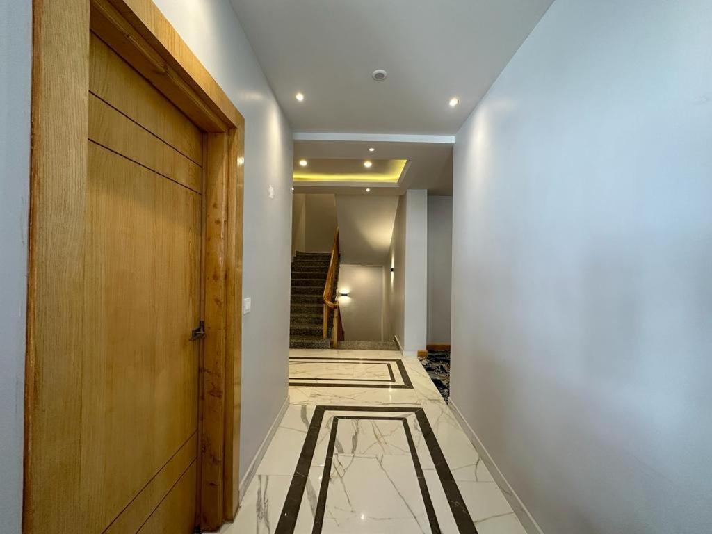 מלון לה Maple House Ladakh מראה חיצוני תמונה