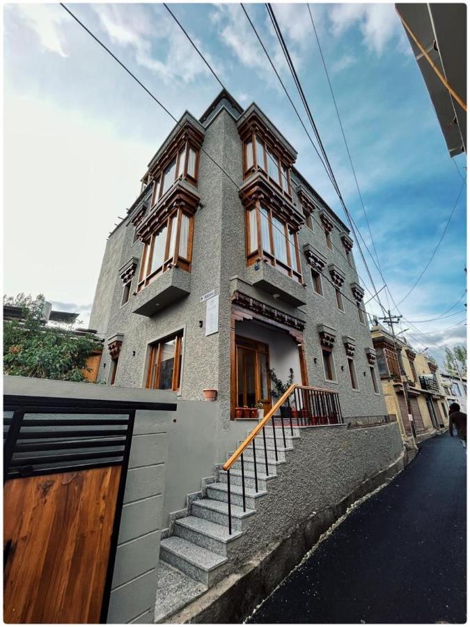 מלון לה Maple House Ladakh מראה חיצוני תמונה